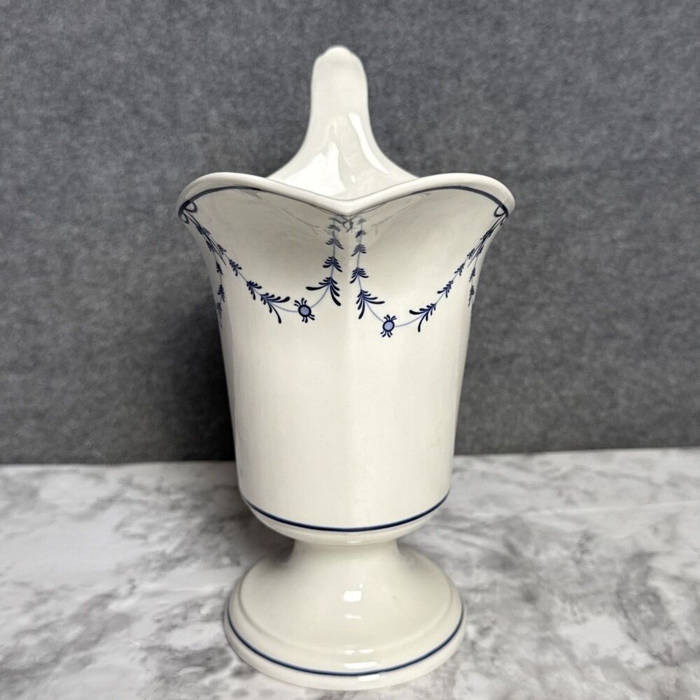 Villeroy & Boch Vieux Septfontaines 14 oz Water/Coffee Carafe Pitcher Blue White - Picture 2 of 8